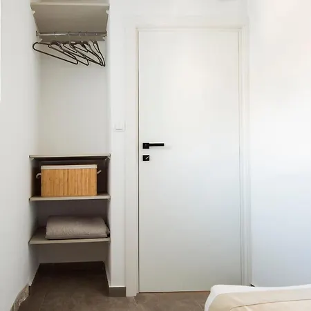 Memento - In The Heart Of Old Town Apartment *